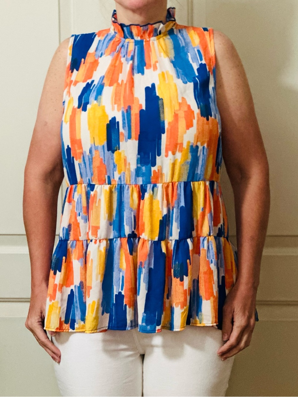 entro Multicolor Brushstroke Ruffle-Neck Tiered Camisole